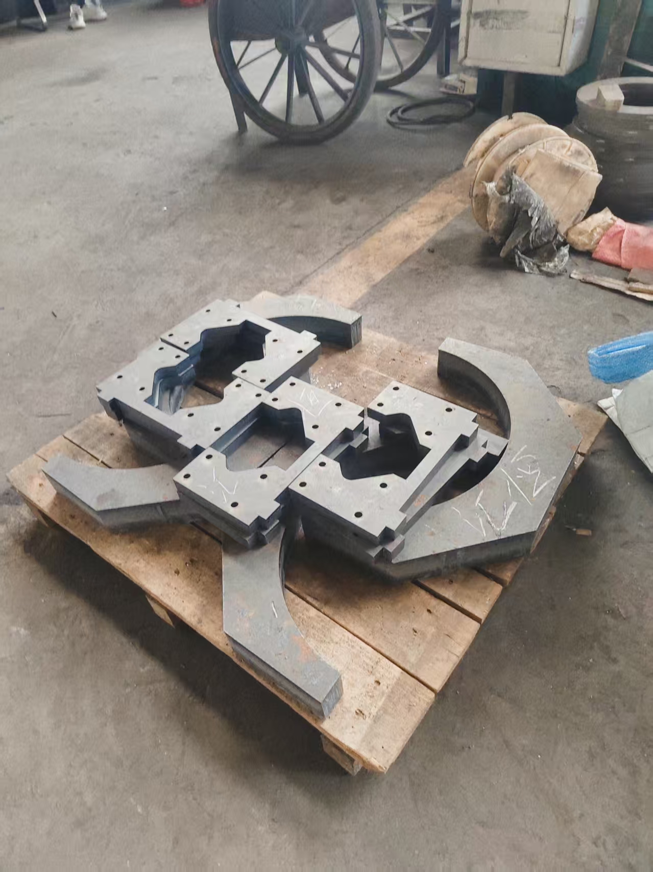 不锈钢中厚板激光切割定制加工