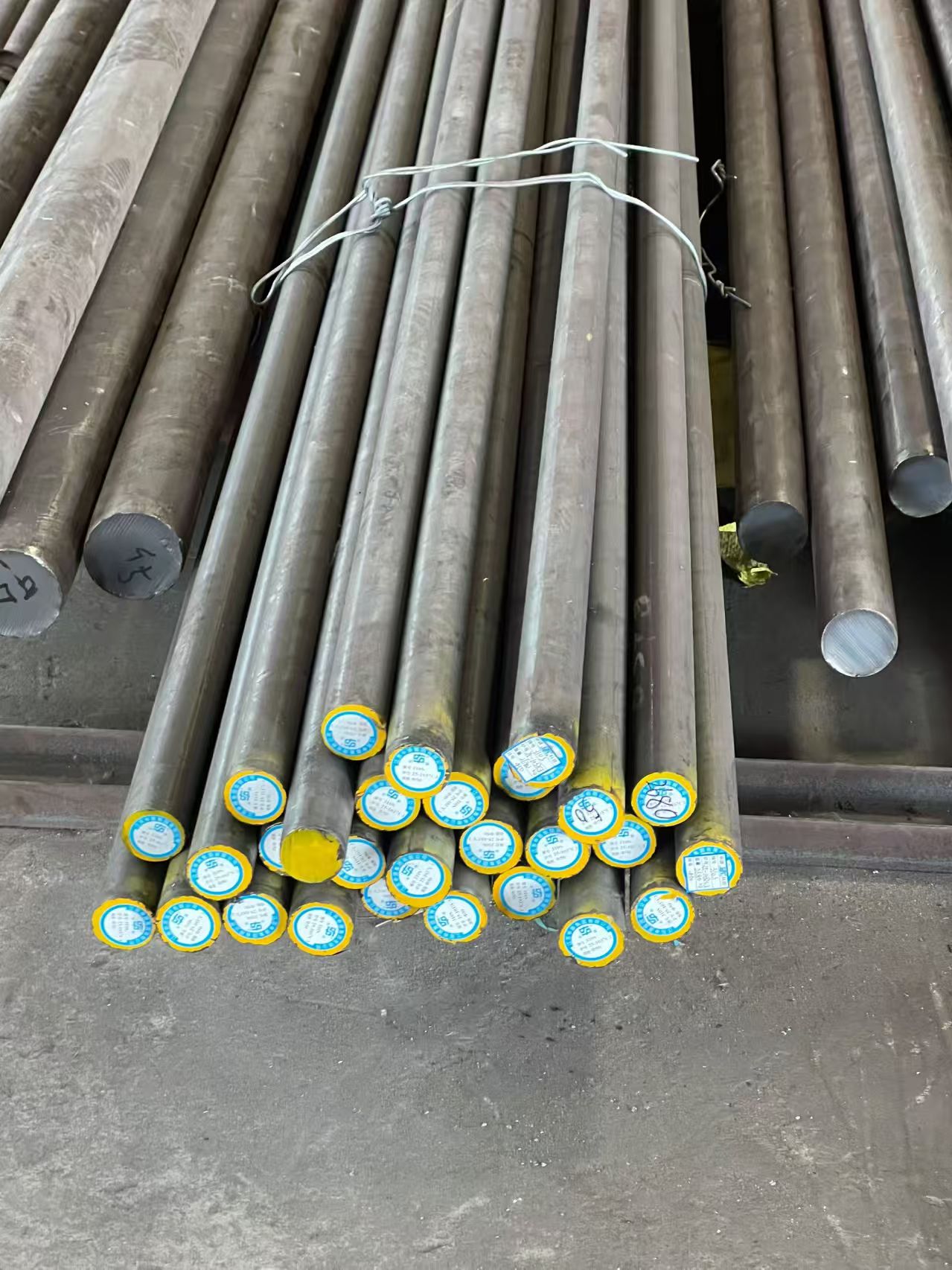 310s 2520不锈钢黑棒圆钢